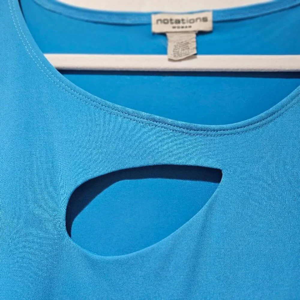 TURQUOISE BLUE SLEEVELESS CUTOUT CONTEMPORARY TOP 26/28 CRUISE RESORT TRAVEL - Picture 3 of 5